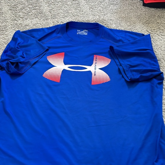 5 Under Armour Drifit Heat Gear assorted tshirts and one waffle knit - Picture 5 of 11